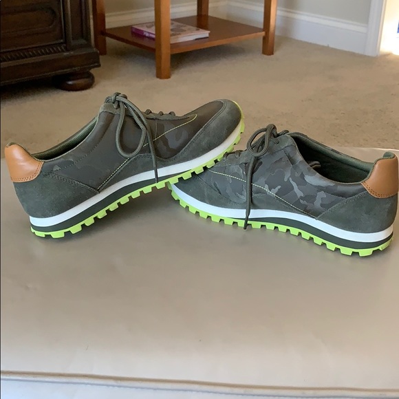 ED by Ellen Degeneres Camo Sneakers EUC! - Picture 4 of 8